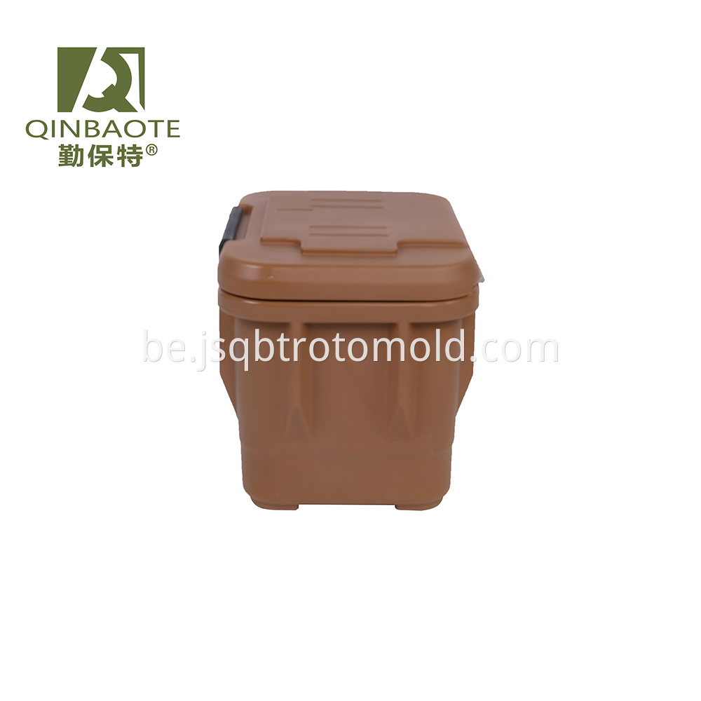 B40 (4)